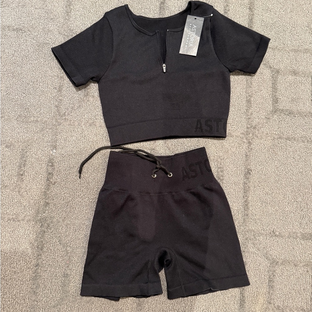 ASTR Black Crop Top and Shorts Set